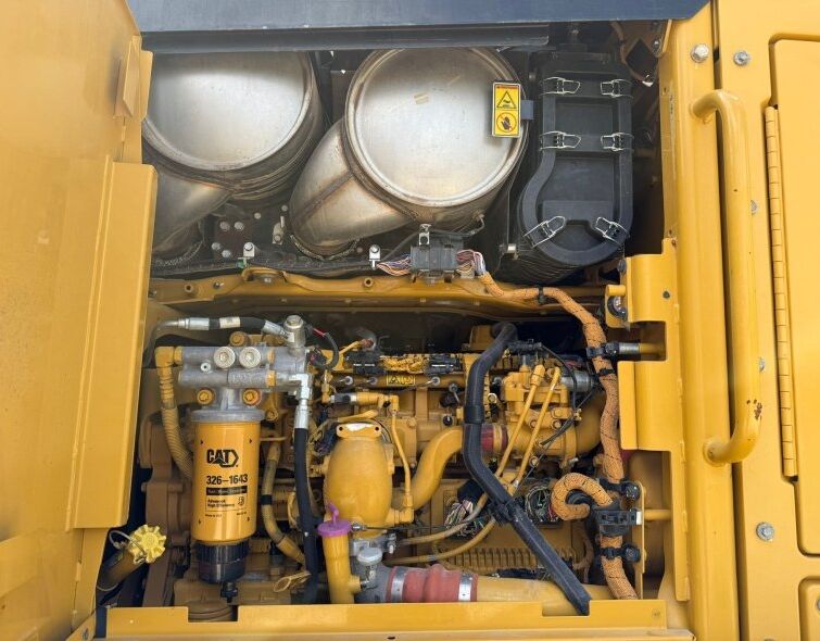 CATERPILLAR 12M3 AWD **MATRICULADA**